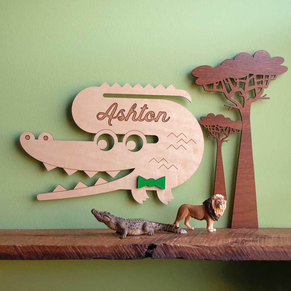 Alligator Wooden Room Sign