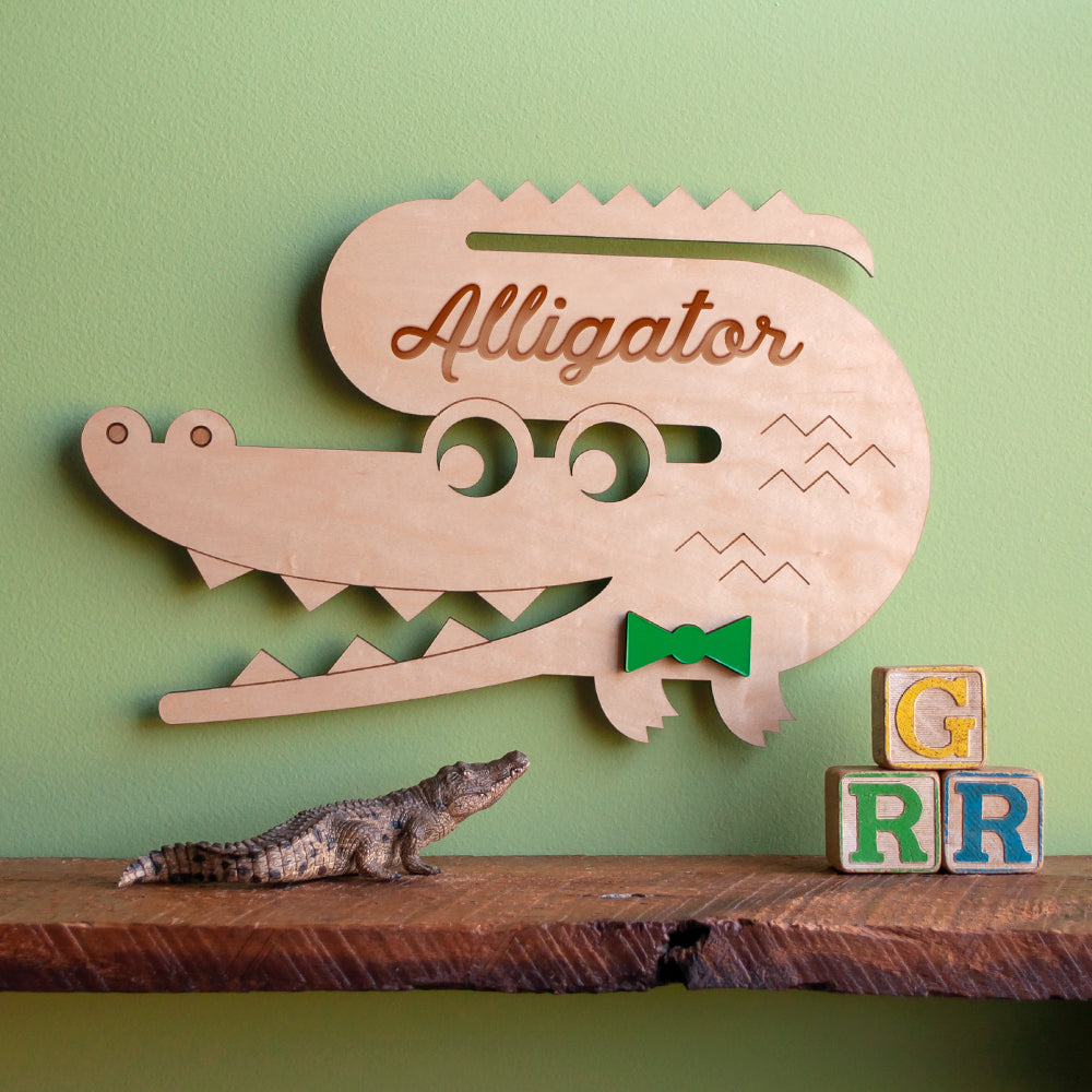 Alligator Wooden Room Sign